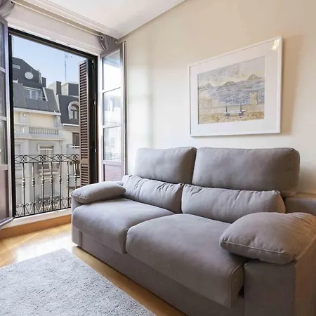The Collection | Zubieta Apartment *
